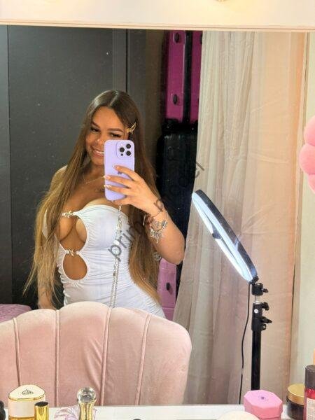 Mel - A Namoradinha Perfeita & fetichista
