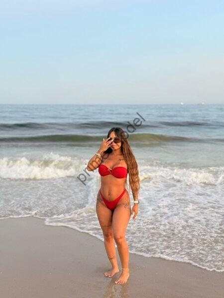 Mel - A Namoradinha Perfeita & fetichista